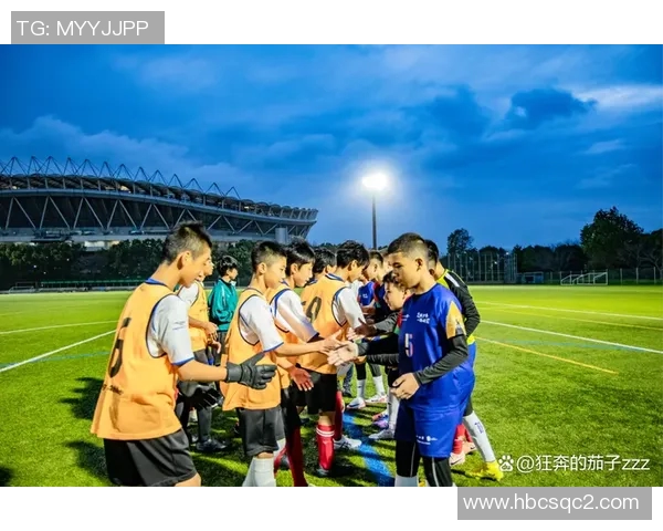 足球先锋引领新时代球员风潮助力中国足球崛起与发展 足球先锋引领新时代球员风潮助力中国足球崛起与发展