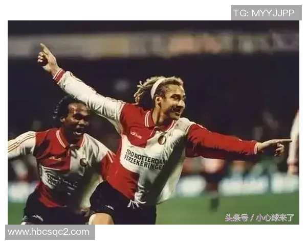 拉尔森足球:探索瑞典传奇前锋的辉煌生涯与对足球的深远影响 拉尔森足球:探索瑞典传奇前锋的辉煌生涯与对足球的深远影响